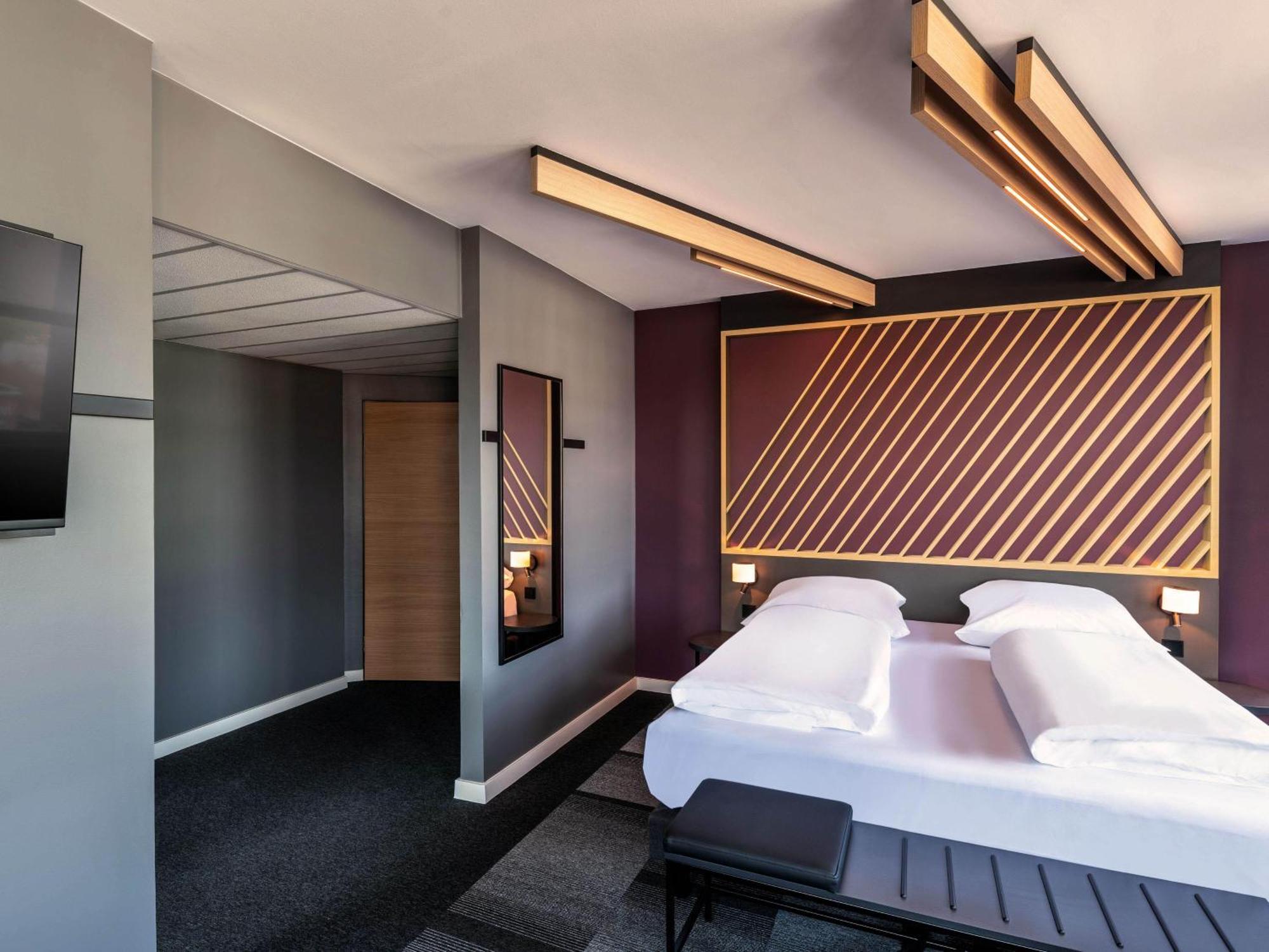 B&B Hotel Wuppertal-City Eksteriør billede